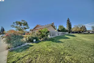 1425 Forest Dr, Turlock, CA 95380 - Photo 38