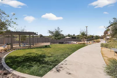 234 Bolt Ct, Hayward, CA 94544 - Photo 28