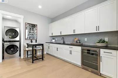 1652 Savannah Court, Dublin, CA 94568 - Photo 10