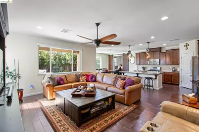 2469 Talaria Dr, Oakley, CA 94561 - Photo 10