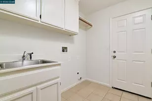 2512 Forty Niner Way, Antioch, CA 94531 - Photo 32