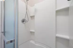 1092 Dwight Way, Berkeley, CA 94710 - Photo 30