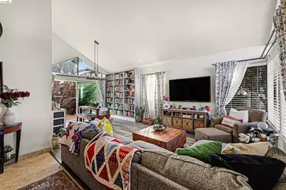 2110 Largo Ct, Discovery Bay, CA 94505 - Photo 12