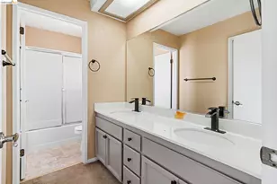 2110 Largo Ct, Discovery Bay, CA 94505 - Photo 30