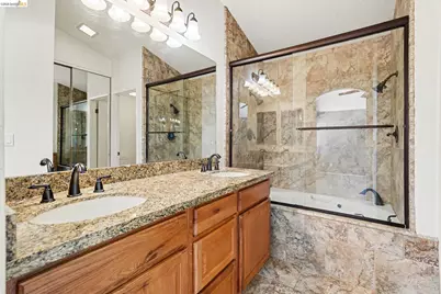 2110 Largo Ct, Discovery Bay, CA 94505 - Photo 32