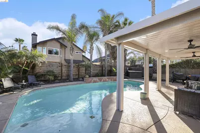 2110 Largo Ct, Discovery Bay, CA 94505 - Photo 2