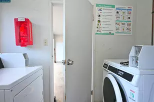 1387 Del Rio Cir, Concord, CA 94518 - Photo 30