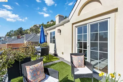 1260 Ariane Ct, Oakland, CA 94619 - Photo 32