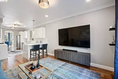 1260 Ariane Ct, Oakland, CA 94619 - Photo 16