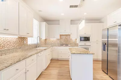 228 Heritage, Mountain House, CA 95391 - Photo 10