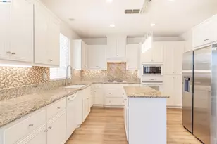 228 Heritage, Mountain House, CA 95391 - Photo 10