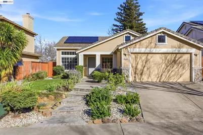 1702 Highland Cir, Fairfield, CA 94534 - Photo 2