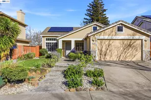 1702 Highland Cir, Fairfield, CA 94534 - Photo 2