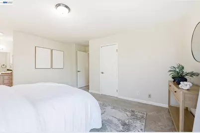 8092 Olympic Ct, Newark, CA 94560 - Photo 18