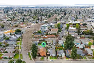 10933 Julius St, Oakland, CA 94605 - Photo 26