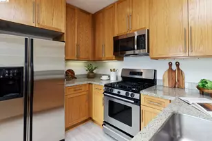 371 30th St, Oakland, CA 94609 - Photo 12