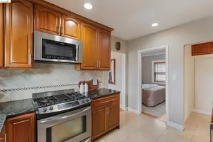 2316 Ransom Ave, Oakland, CA 94601 - Photo 16