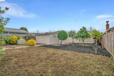 824 Maud Ave, San Leandro, CA 94577 - Photo 16