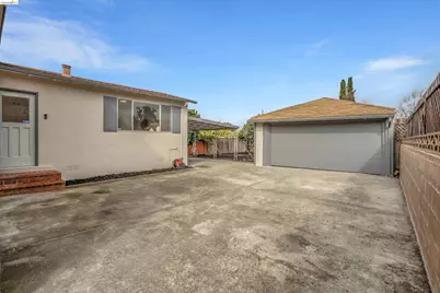 824 Maud Ave, San Leandro, CA 94577 - Photo 14