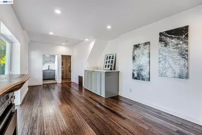 208 Princeton Ave, Mill Valley, CA 94941 - Photo 32