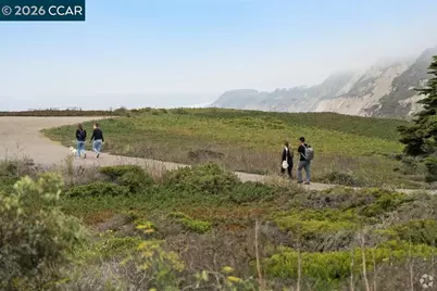 108 Saint Michaels Ct, Daly City, CA 94015 - Photo 58