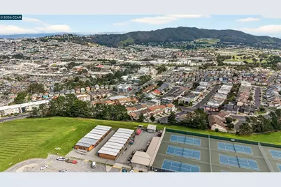 108 Saint Michaels Ct, Daly City, CA 94015 - Photo 50