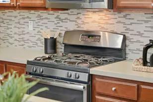 2336 Carbondale Way, Dublin, CA 94568 - Photo 24