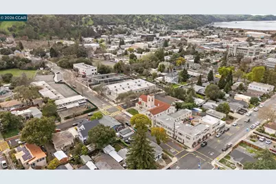 1308 Pine St, Martinez, CA 94553 - Photo 30