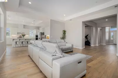 5010 Neroly Rd, Oakley, CA 94561 - Photo 12