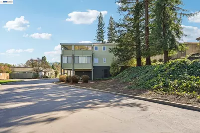 1608 Golden Rain Road #1, Walnut Creek, CA 94595 - Photo 4