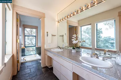 319 Tappan Ter, Orinda, CA 94563 - Photo 32