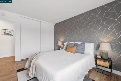 360 Vernon St #304, Oakland, CA 94610 - Photo 18