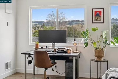 360 Vernon St #304, Oakland, CA 94610 - Photo 6