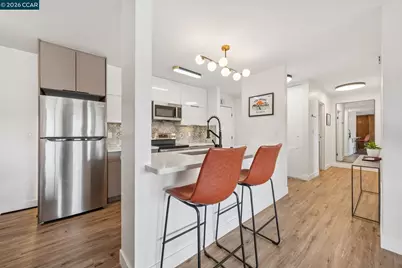 360 Vernon St #304, Oakland, CA 94610 - Photo 36