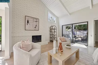 826 Augusta Dr, Moraga, CA 94556 - Photo 10