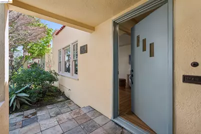 2833 Morgan Avenue, Oakland, CA 94602 - Photo 2
