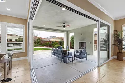 2062 Reserva Court, Brentwood, CA 94513 - Photo 14