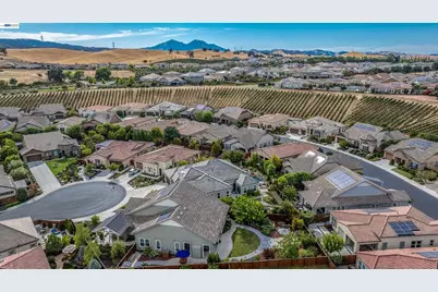 2062 Reserva Court, Brentwood, CA 94513 - Photo 46