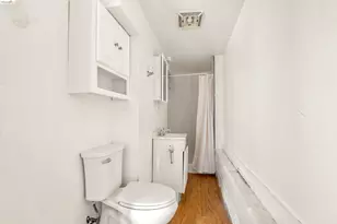 464 42nd St, Oakland, CA 94609 - Photo 16