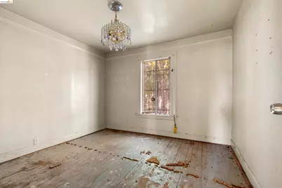 464 42nd St, Oakland, CA 94609 - Photo 12