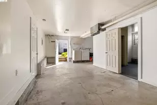 464 42nd St, Oakland, CA 94609 - Photo 22