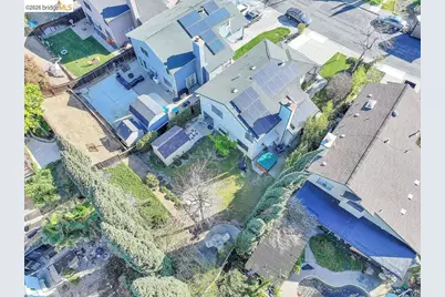 2860 Honeysuckle Cir, Antioch, CA 94531 - Photo 36