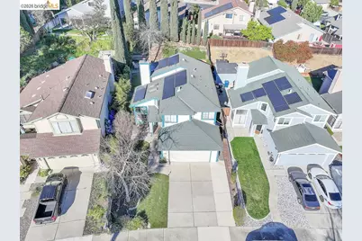 2860 Honeysuckle Cir, Antioch, CA 94531 - Photo 4