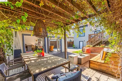 3322 Chestnut St, Oakland, CA 94608 - Photo 36