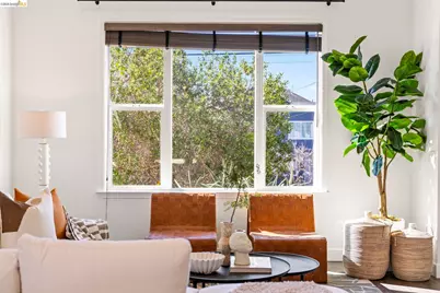 3322 Chestnut St, Oakland, CA 94608 - Photo 8