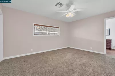2122 Dalis Dr #236, Concord, CA 94520 - Photo 12