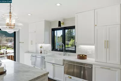 101 Oxford Dr, Moraga, CA 94556 - Photo 14