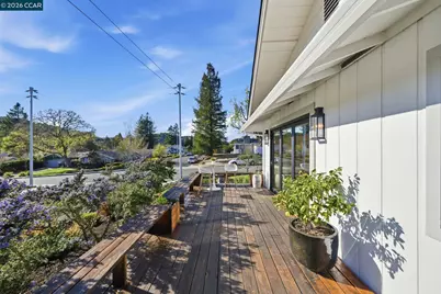 101 Oxford Dr, Moraga, CA 94556 - Photo 44