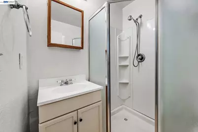 1243 Parker Ave, Tracy, CA 95376 - Photo 16