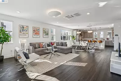 646 Eucalyptus Way, Alameda, CA 94501 - Photo 4